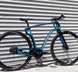 La startup Arevo imprime en 3D un vélo à partir de fibres de carbone